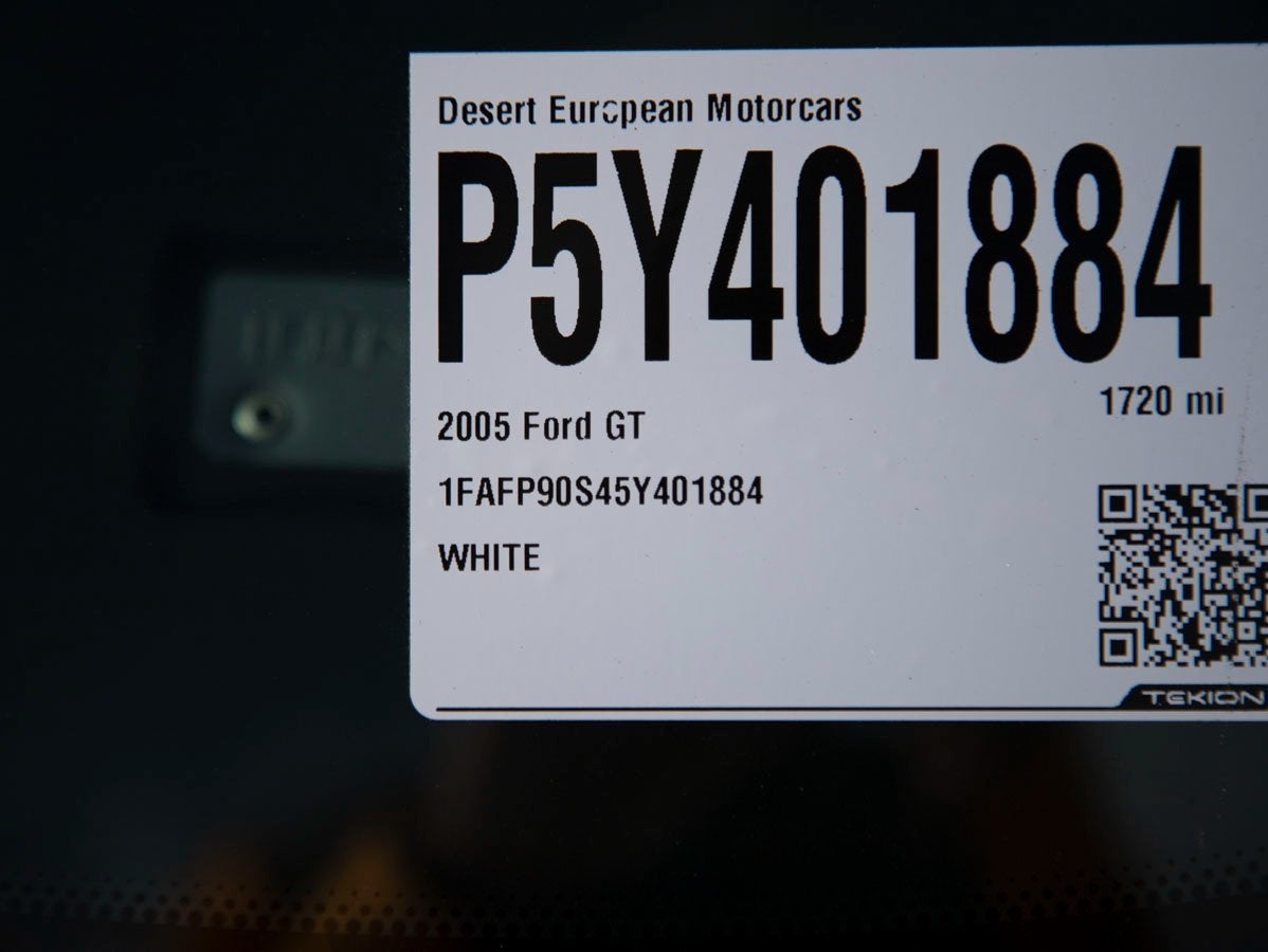 2005 Ford GT Base