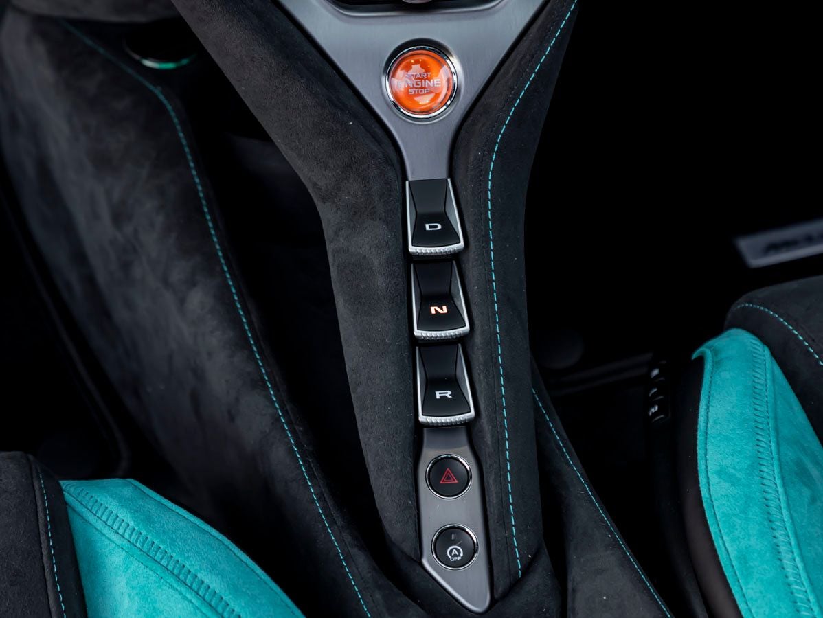 2027 McLaren 750S Base