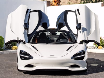 2025 McLaren 750S Base