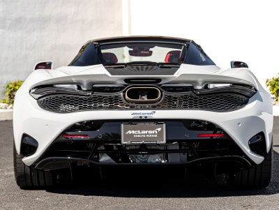 2024 McLaren 750S Base