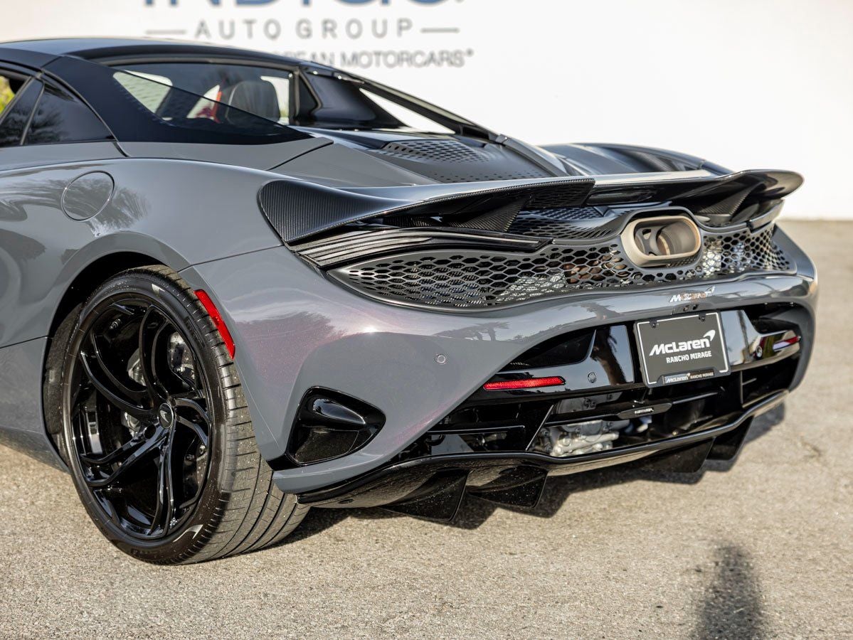 2025 McLaren 750S Spider