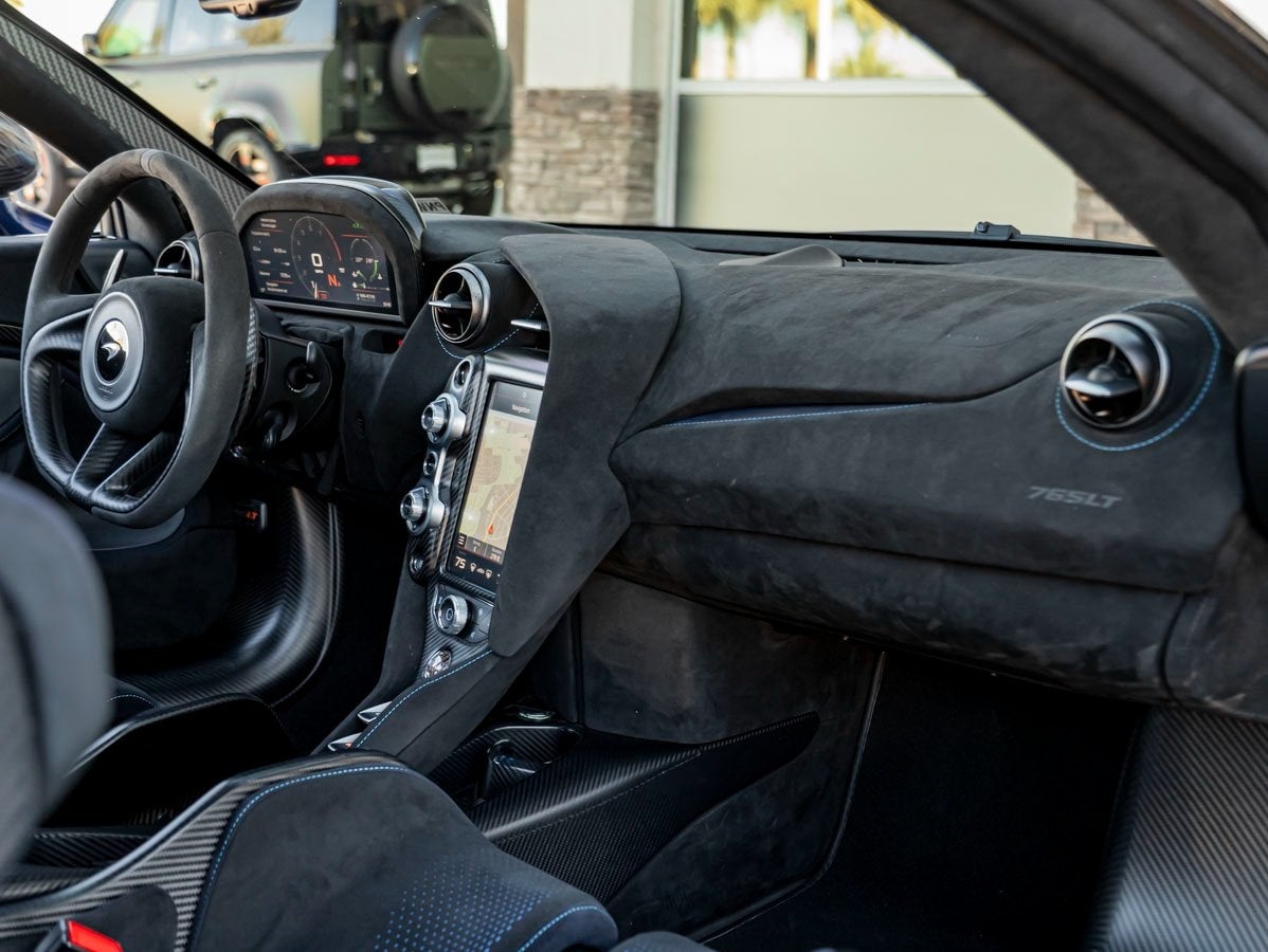 2022 McLaren 765LT Base