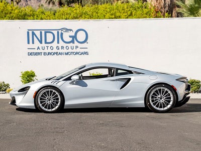 2025 McLaren Artura Base