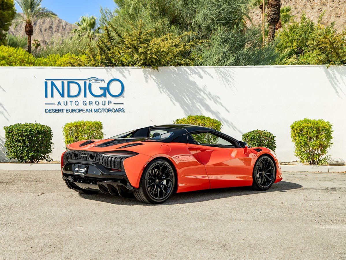 2025 McLaren Artura Spider