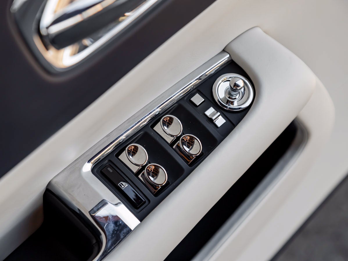 2018 Rolls-Royce Dawn 