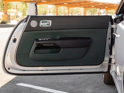 2016 Rolls-Royce Dawn Base