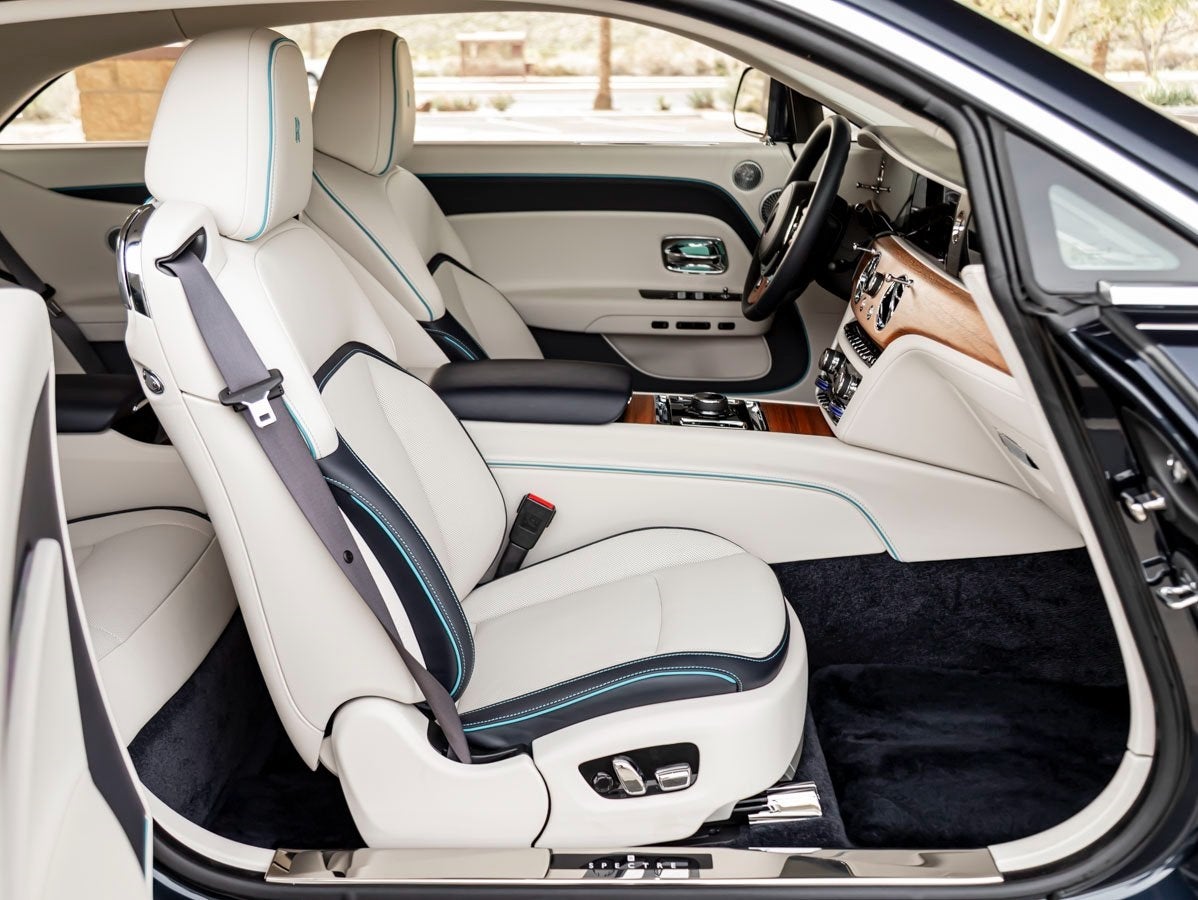 2025 Rolls-Royce Spectre Base