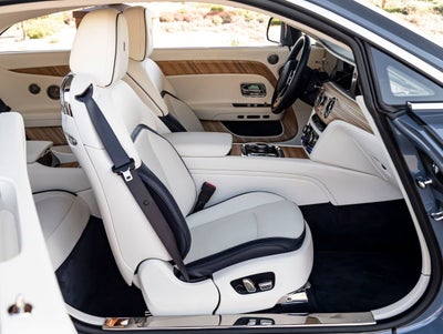 2025 Rolls-Royce Spectre 