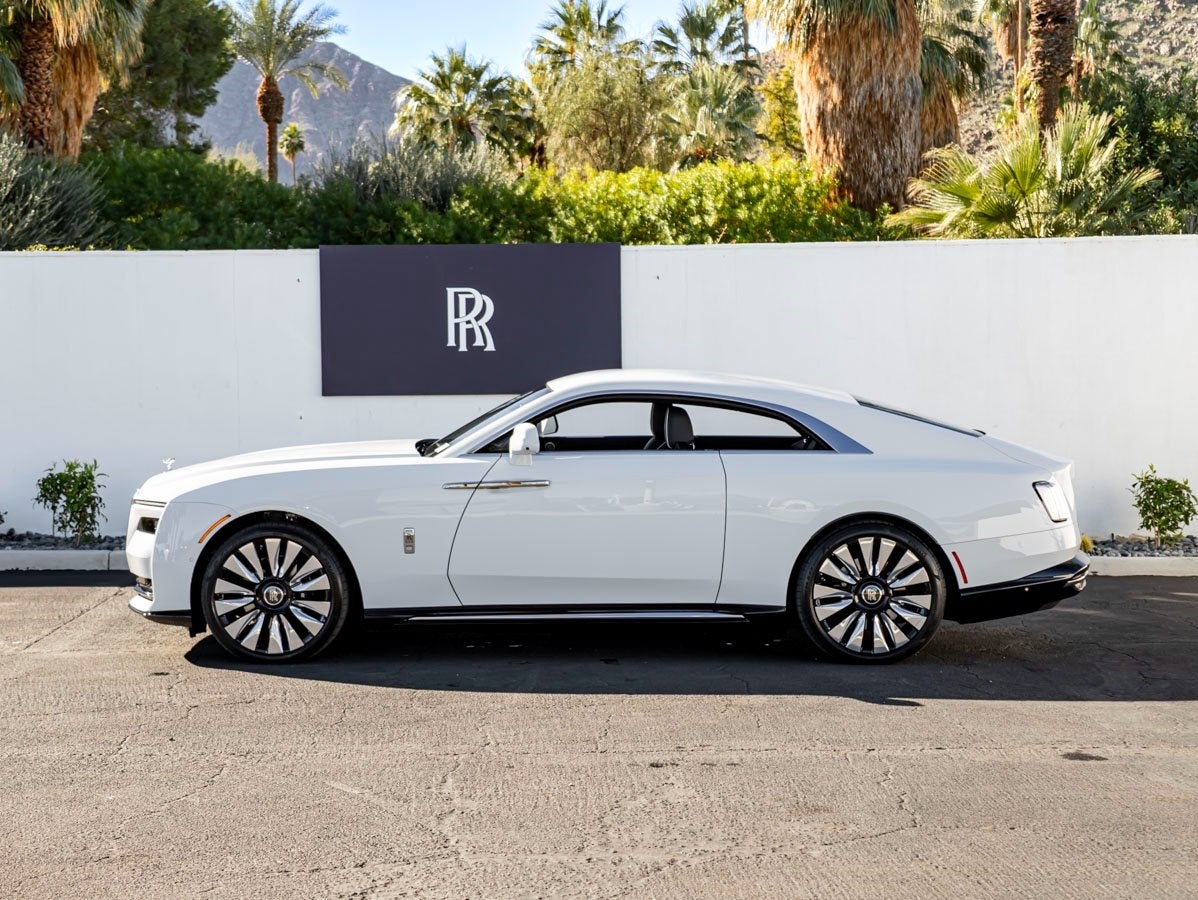 2024 Rolls-Royce Spectre Base
