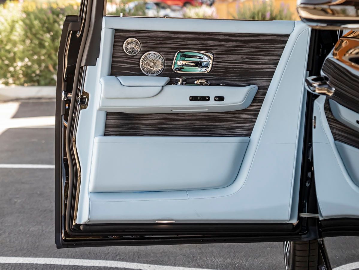 2023 Rolls-Royce Phantom 