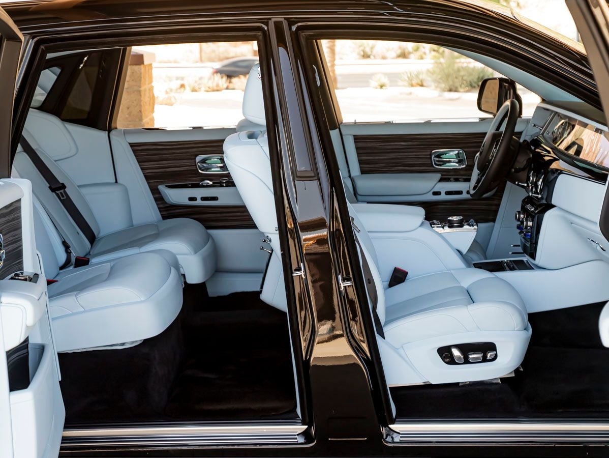 2023 Rolls-Royce Phantom 