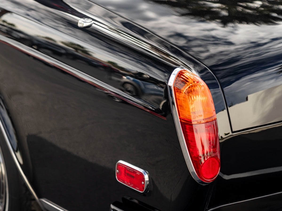 1991 Rolls-Royce Corniche 