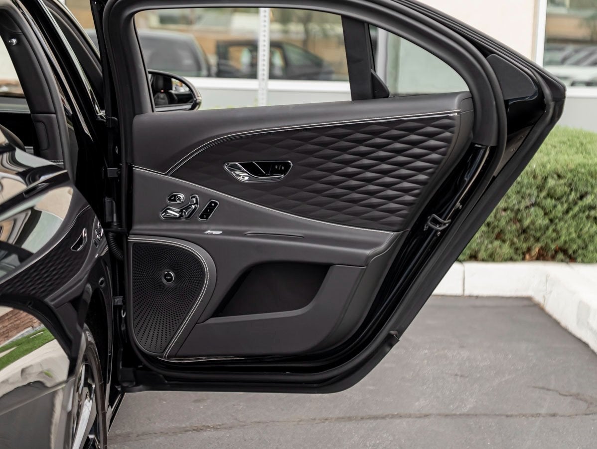 2022 Bentley Flying Spur V8