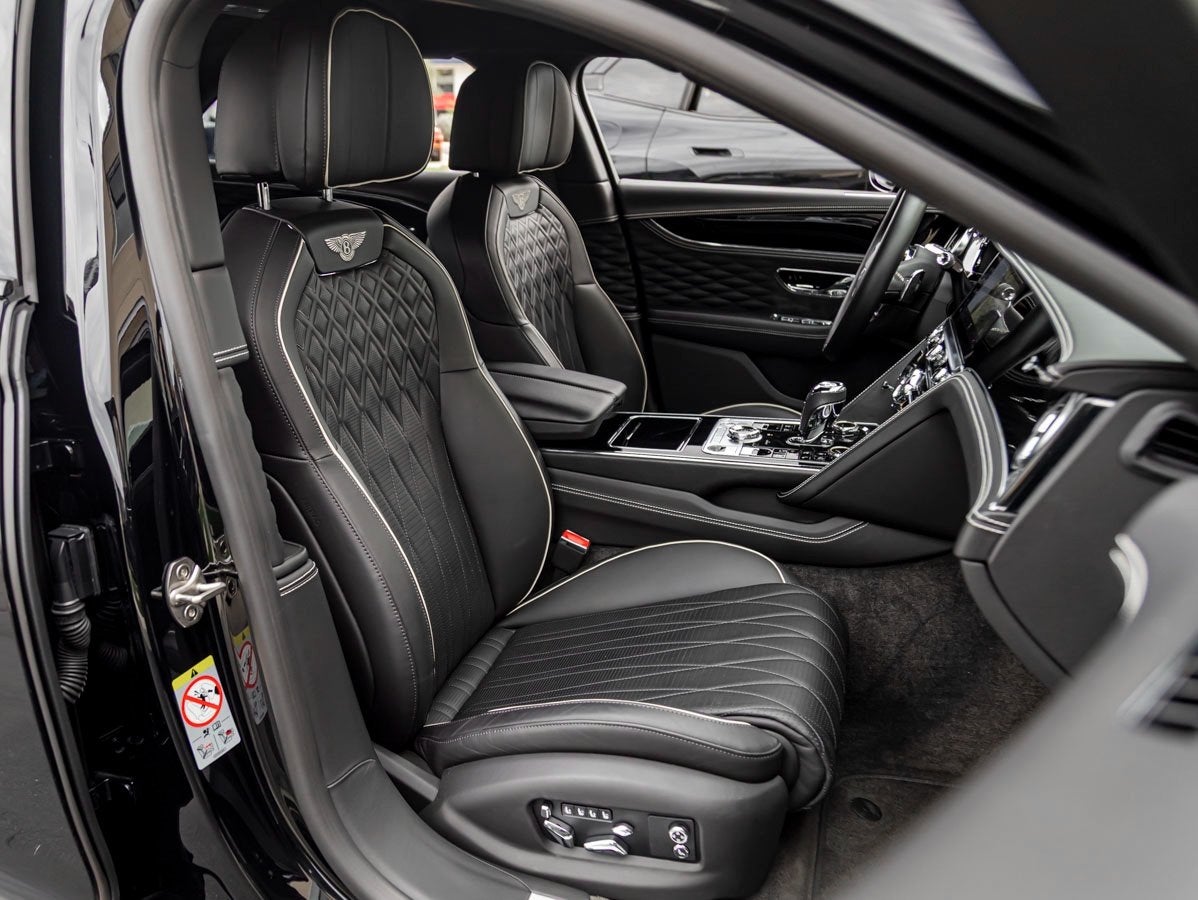 2022 Bentley Flying Spur V8