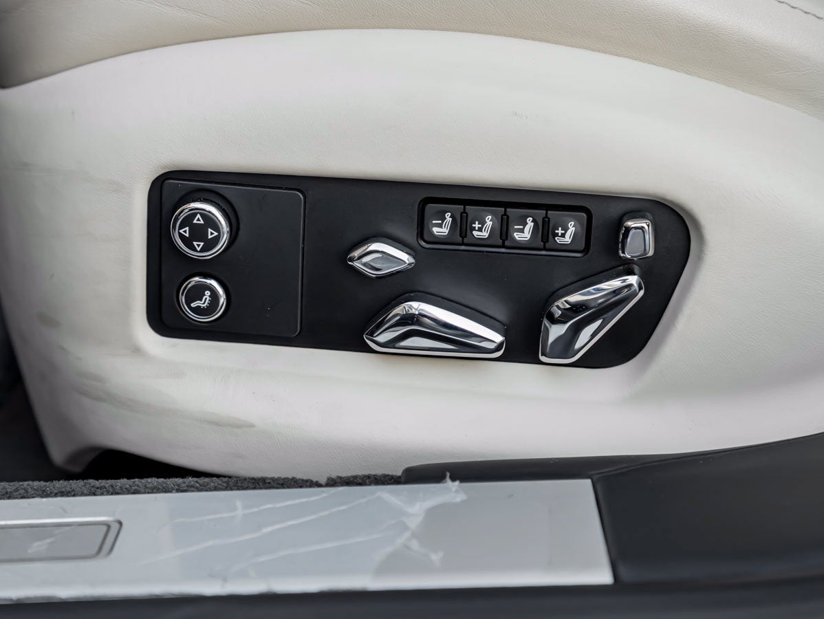 2023 Bentley Flying Spur Azure V8