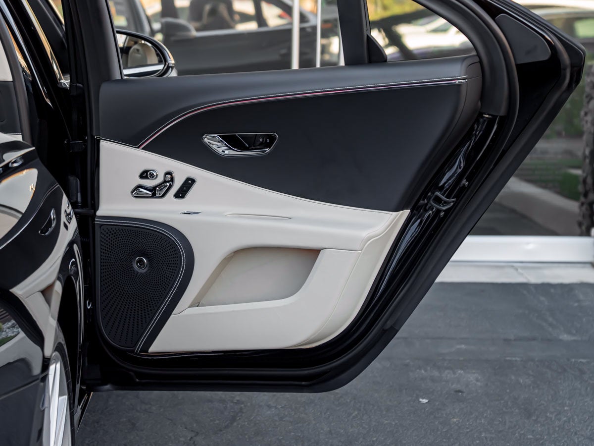 2026 Bentley Flying Spur V8