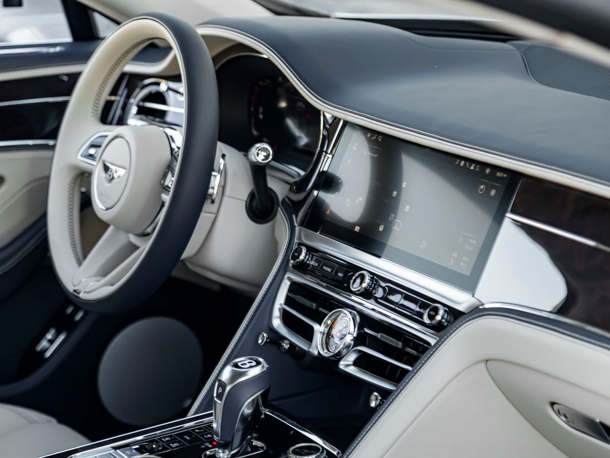 2026 Bentley Flying Spur V8