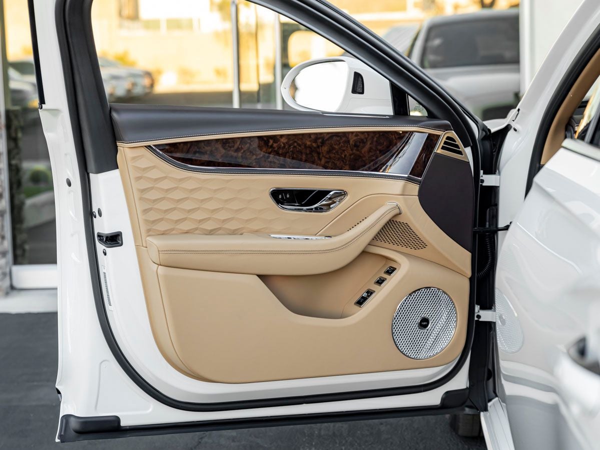 2025 Bentley Flying Spur Speed