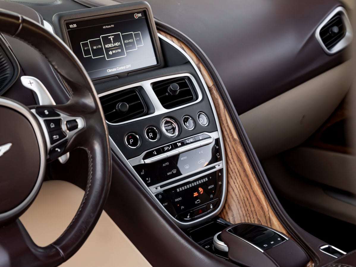 2019 Aston Martin DB11 Volante