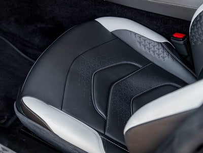 2022 Aston Martin DBS Superleggera