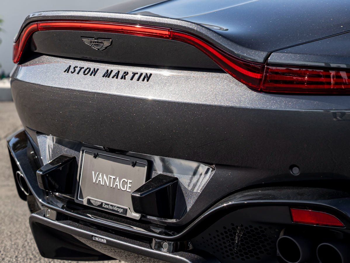 2023 Aston Martin Vantage Base