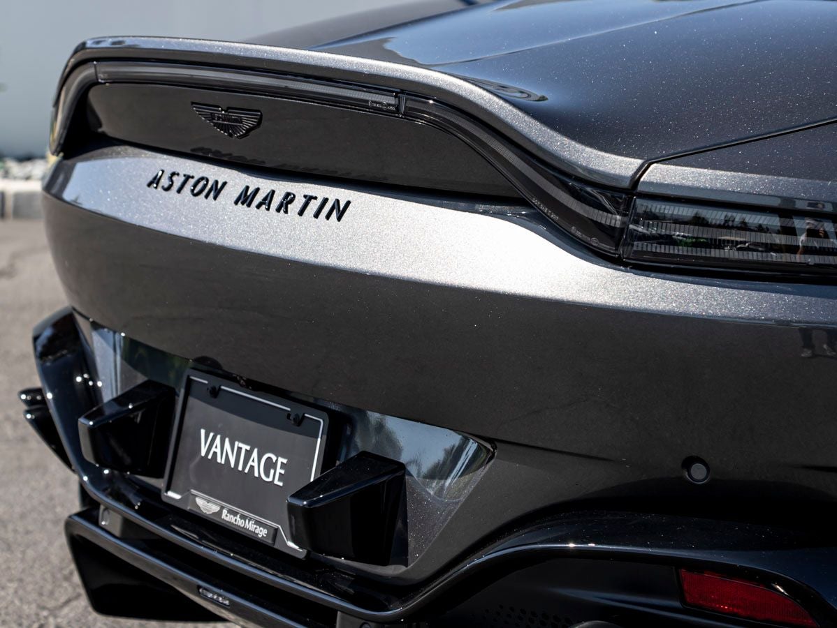 2026 Aston Martin Vantage Base