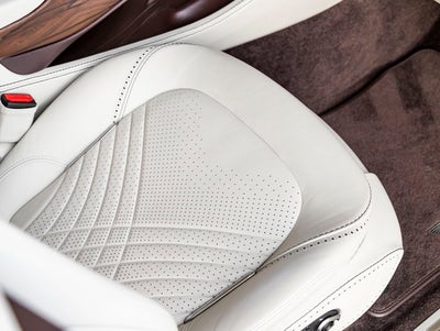 2021 Aston Martin DBX Base