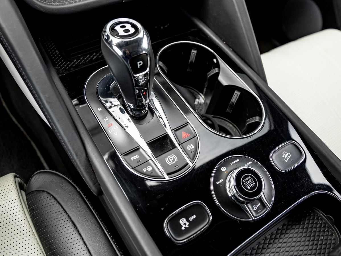 2022 Bentley Bentayga V8