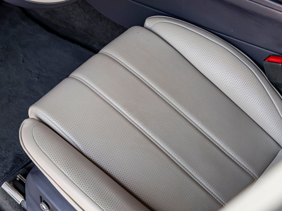 2024 Bentley Bentayga Azure
