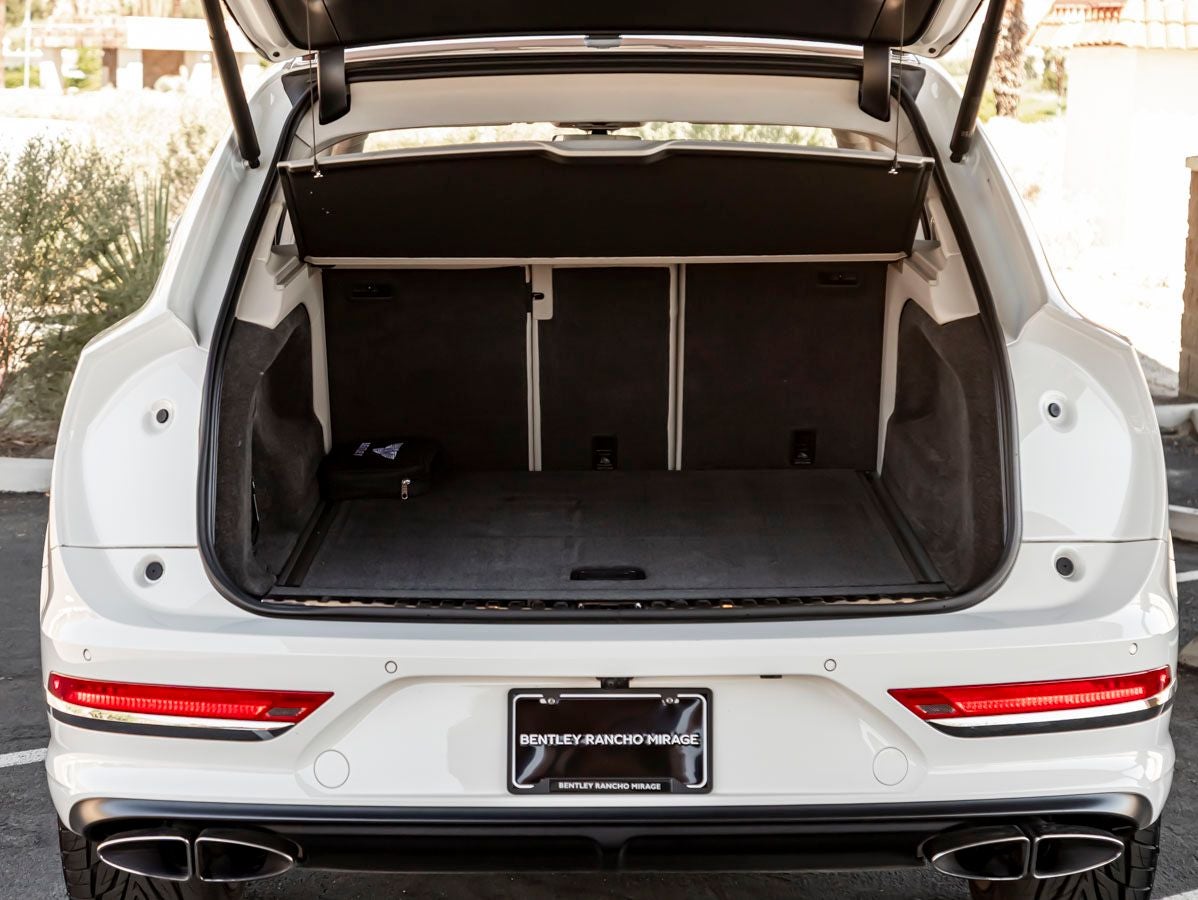2024 Bentley Bentayga Azure