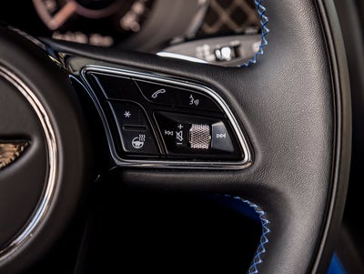 2025 Bentley Bentayga V8 S Black Edition