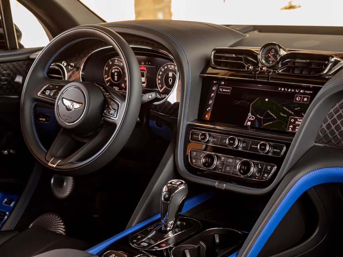 2025 Bentley Bentayga V8 S Black Edition