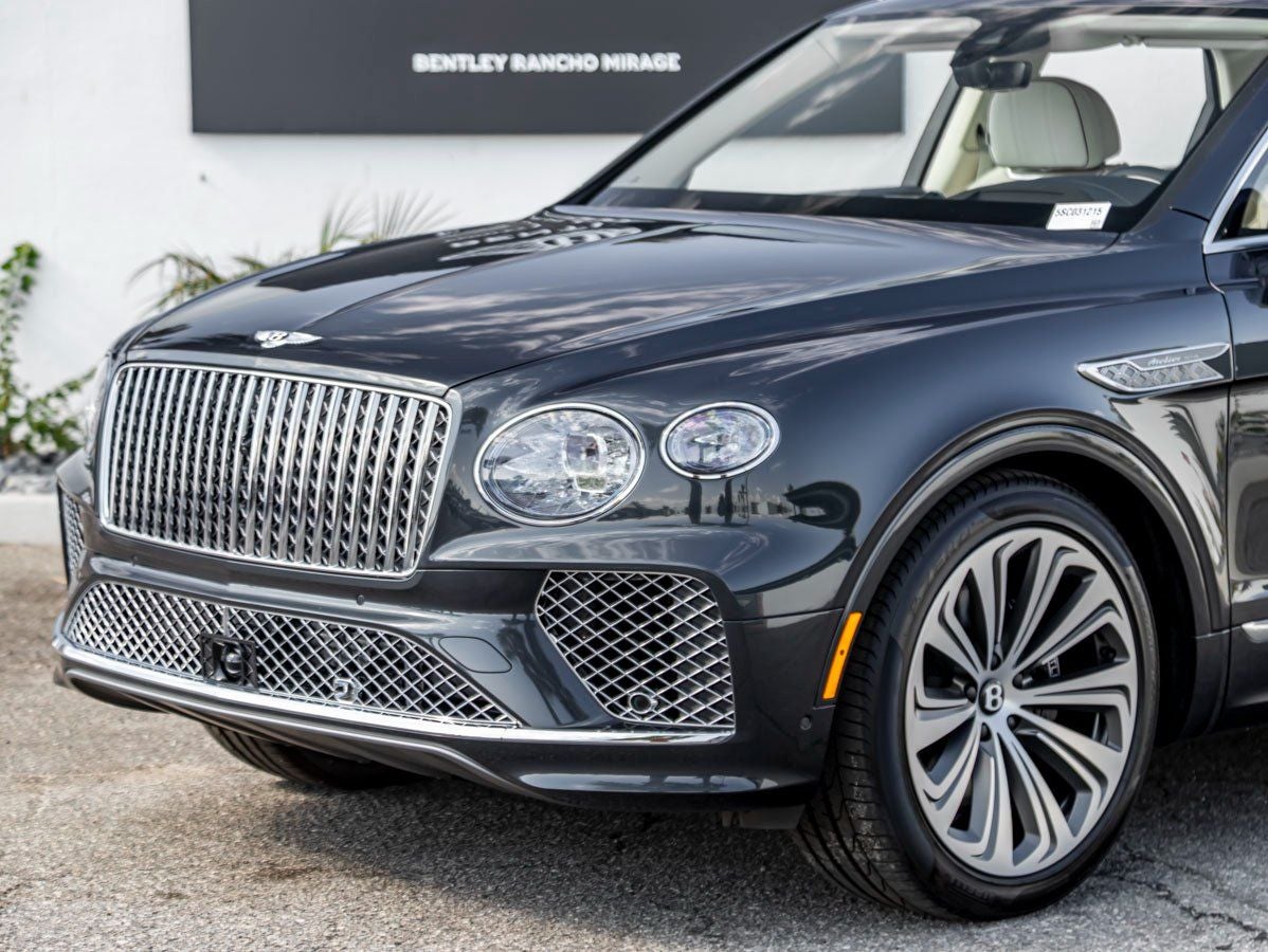 2025 Bentley Bentayga Atelier V8