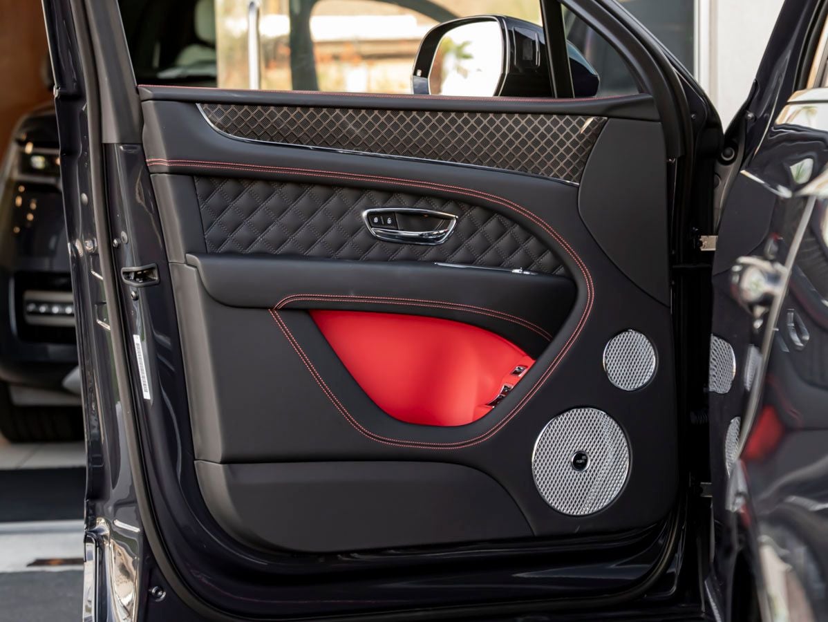 2025 Bentley Bentayga S Black Edition