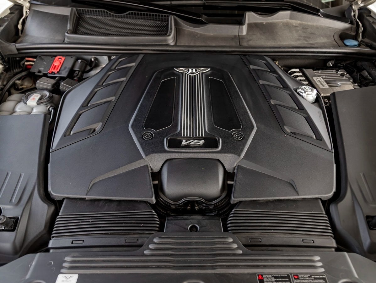 2023 Bentley Bentayga EWB Azure V8 Base