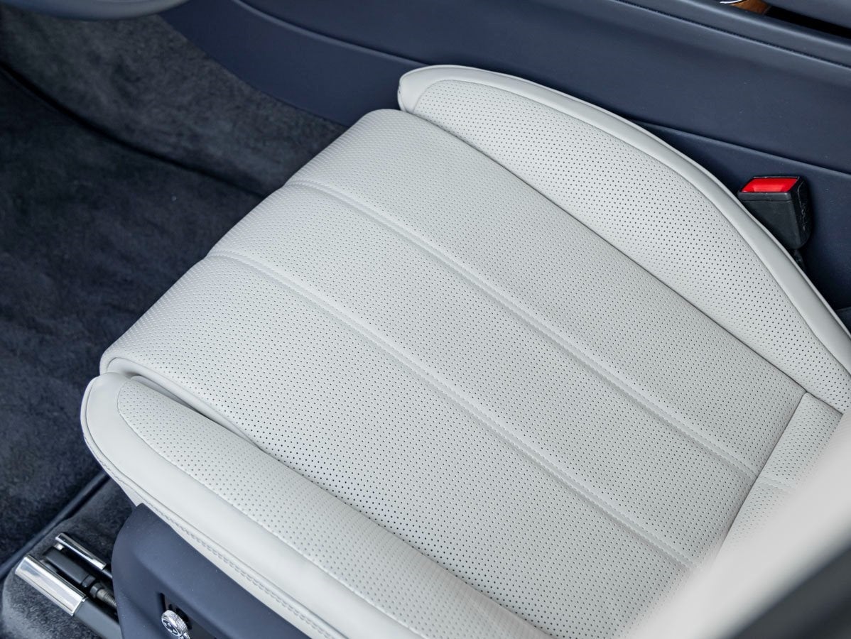 2023 Bentley Bentayga EWB Base