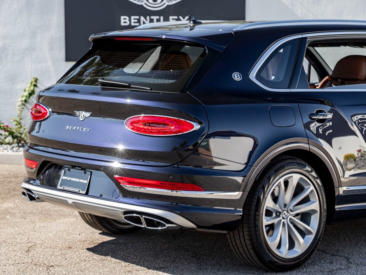 2025 Bentley Bentayga EWB Base