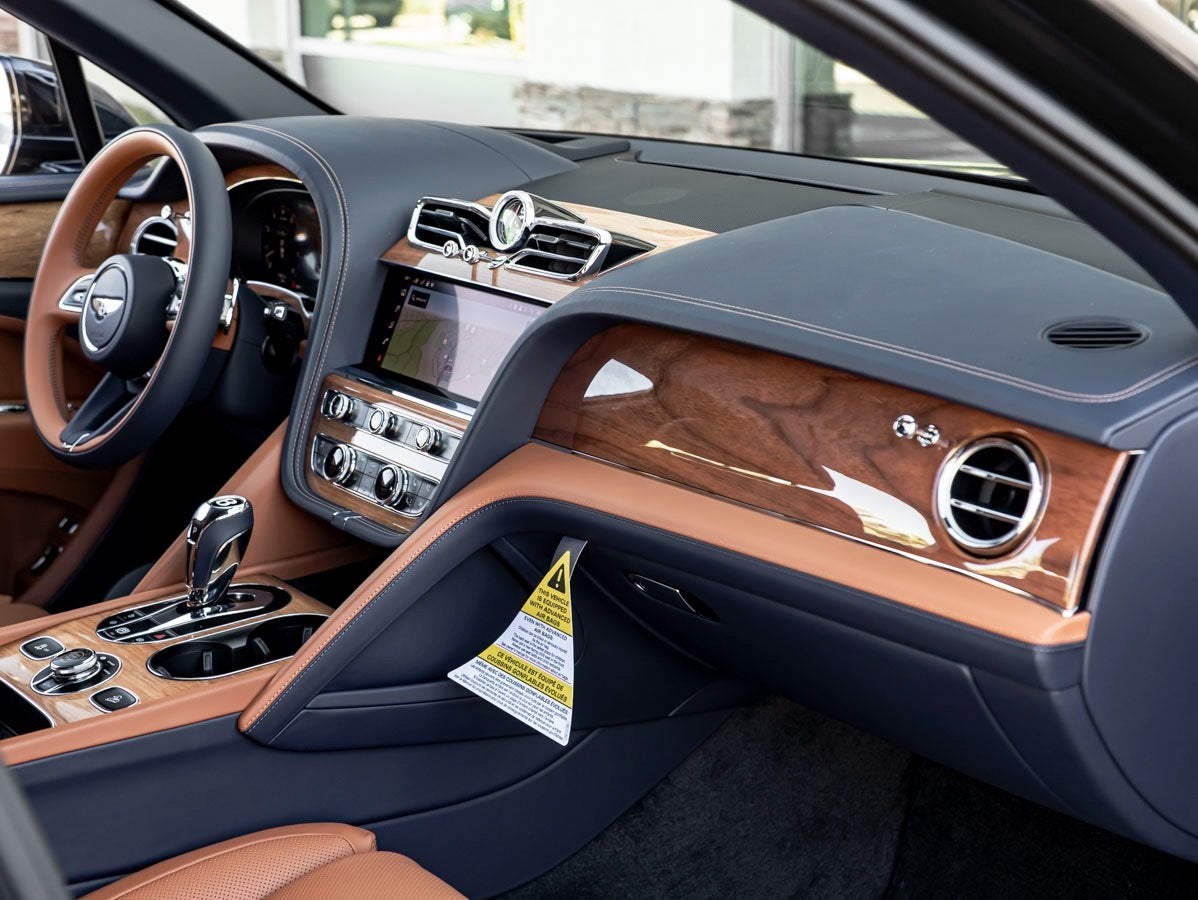 2025 Bentley Bentayga EWB Base