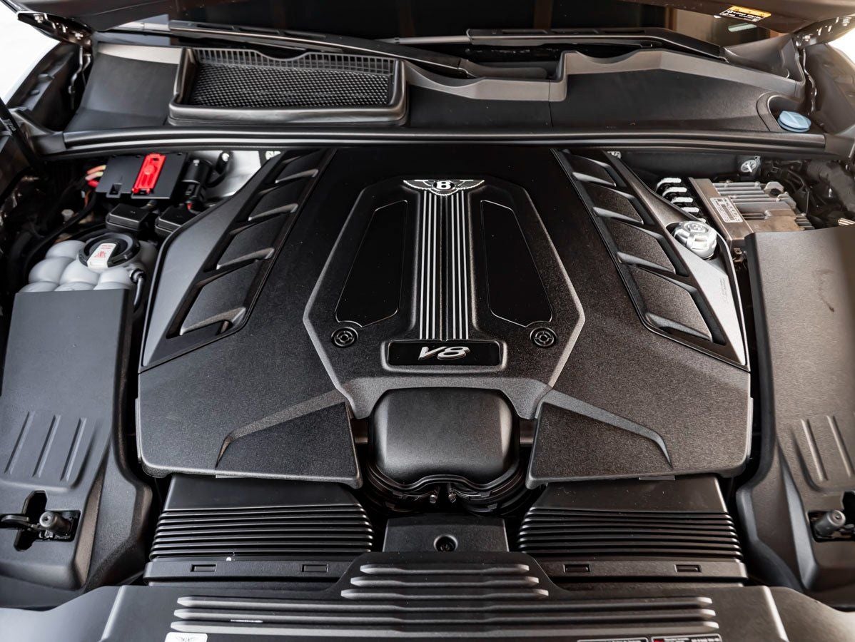 2023 Bentley Bentayga EWB Azure V8