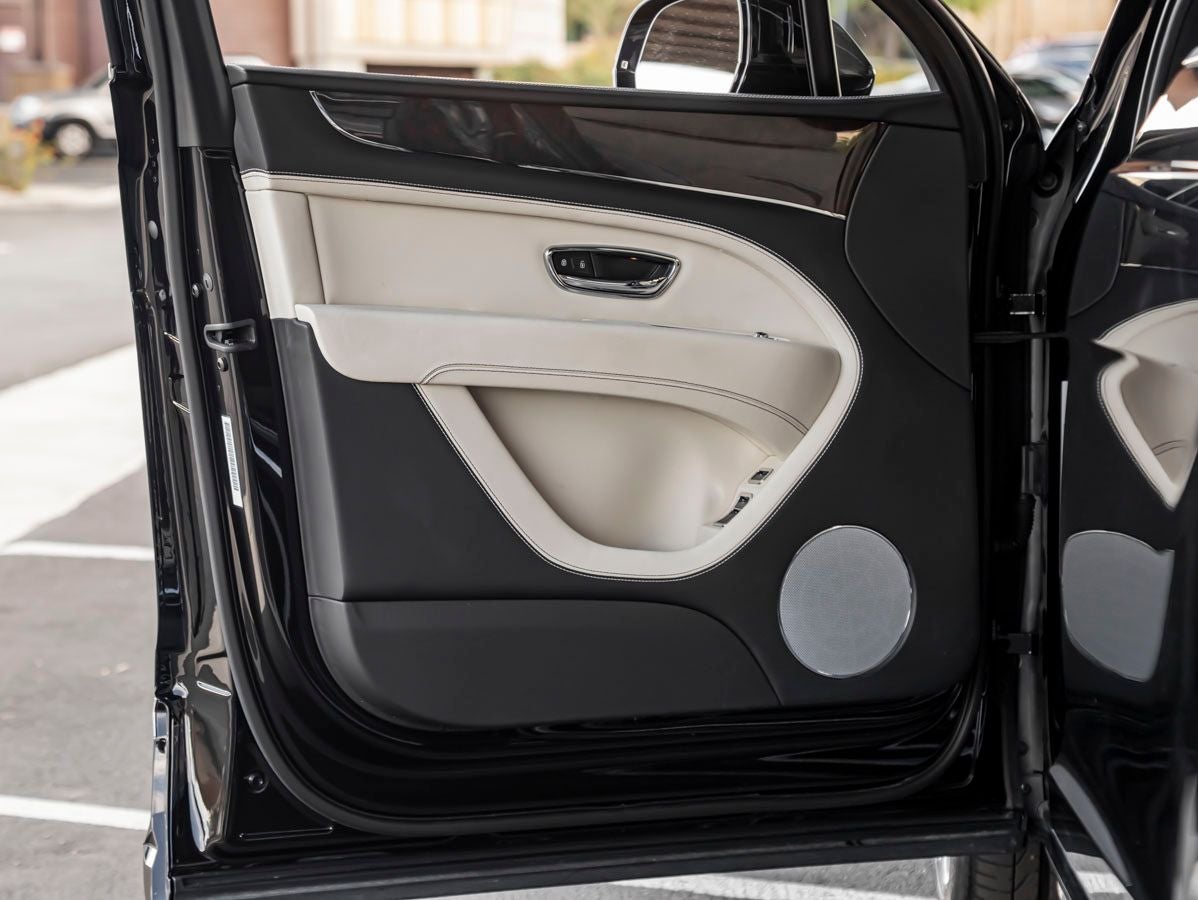 2023 Bentley Bentayga EWB Base