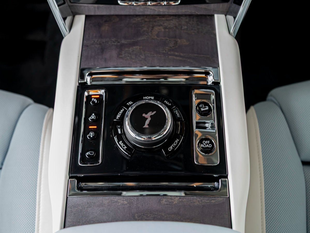 2025 Rolls-Royce Cullinan 