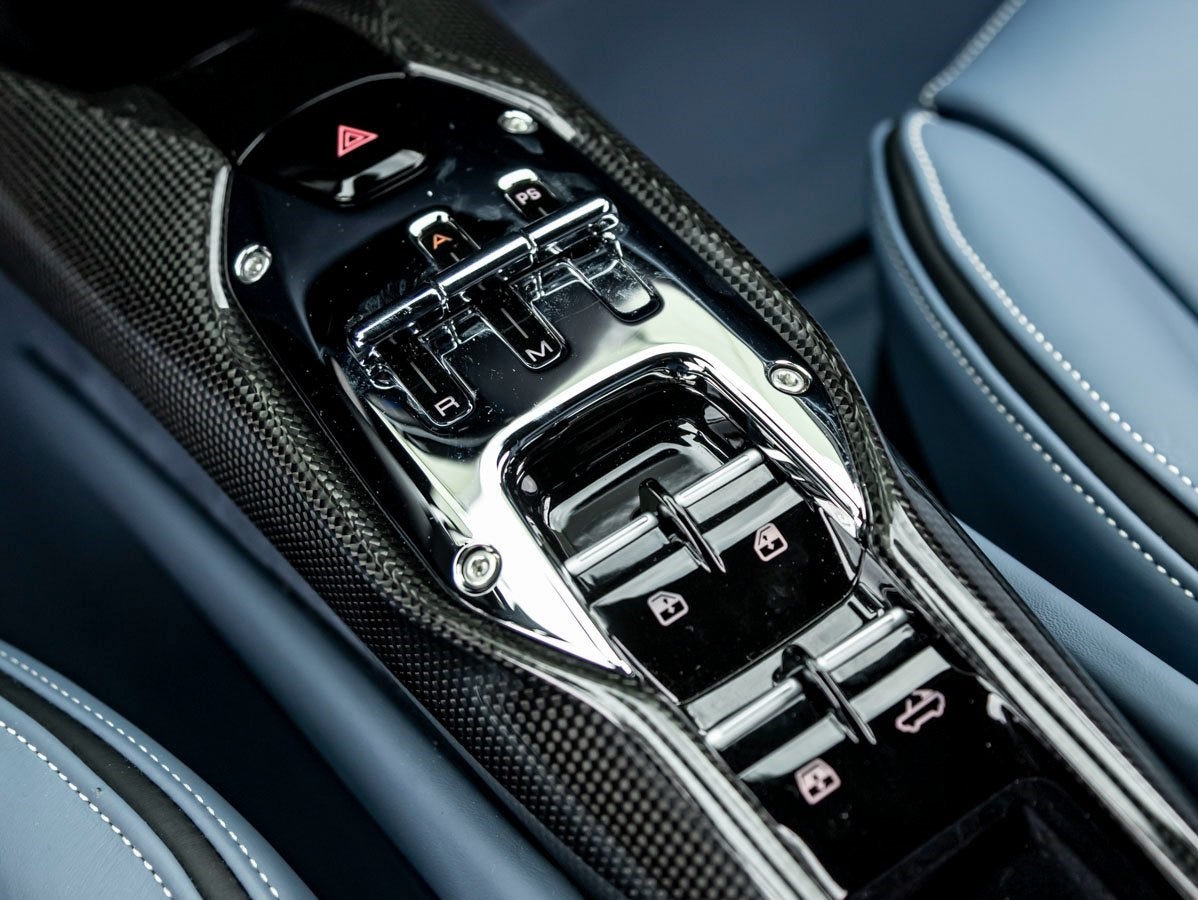 2025 Ferrari 296 GTS Base