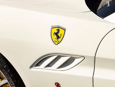 2010 Ferrari California Base