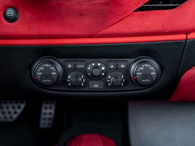 2020 Ferrari 488 Pista Base