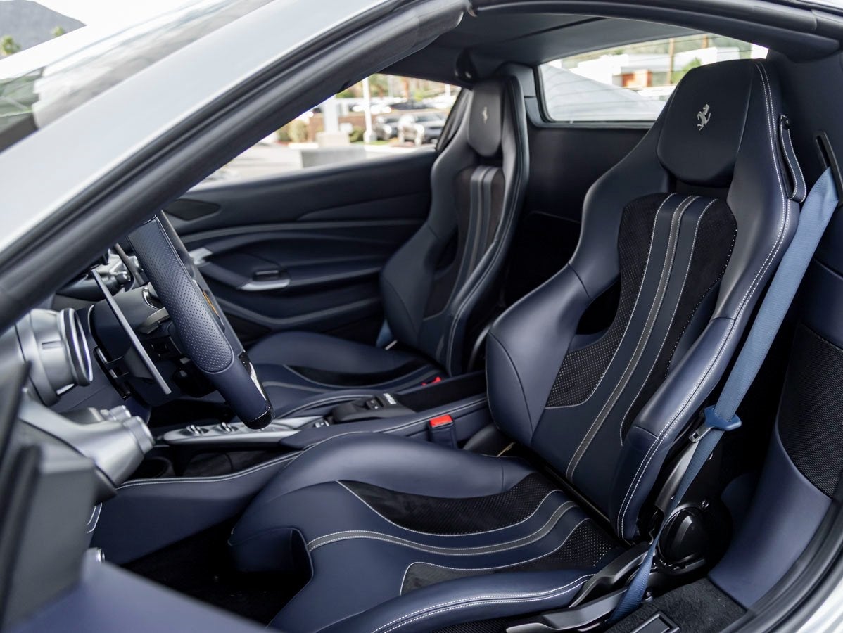 2022 Ferrari F8 Spider Base