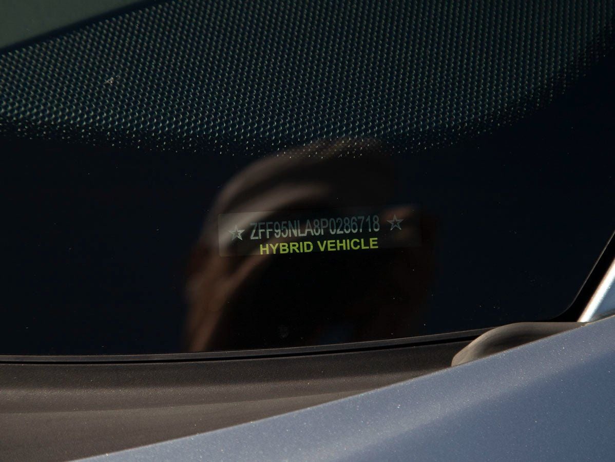 2023 Ferrari SF90 Stradale Base