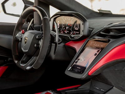 2025 Lamborghini Revuelto Base