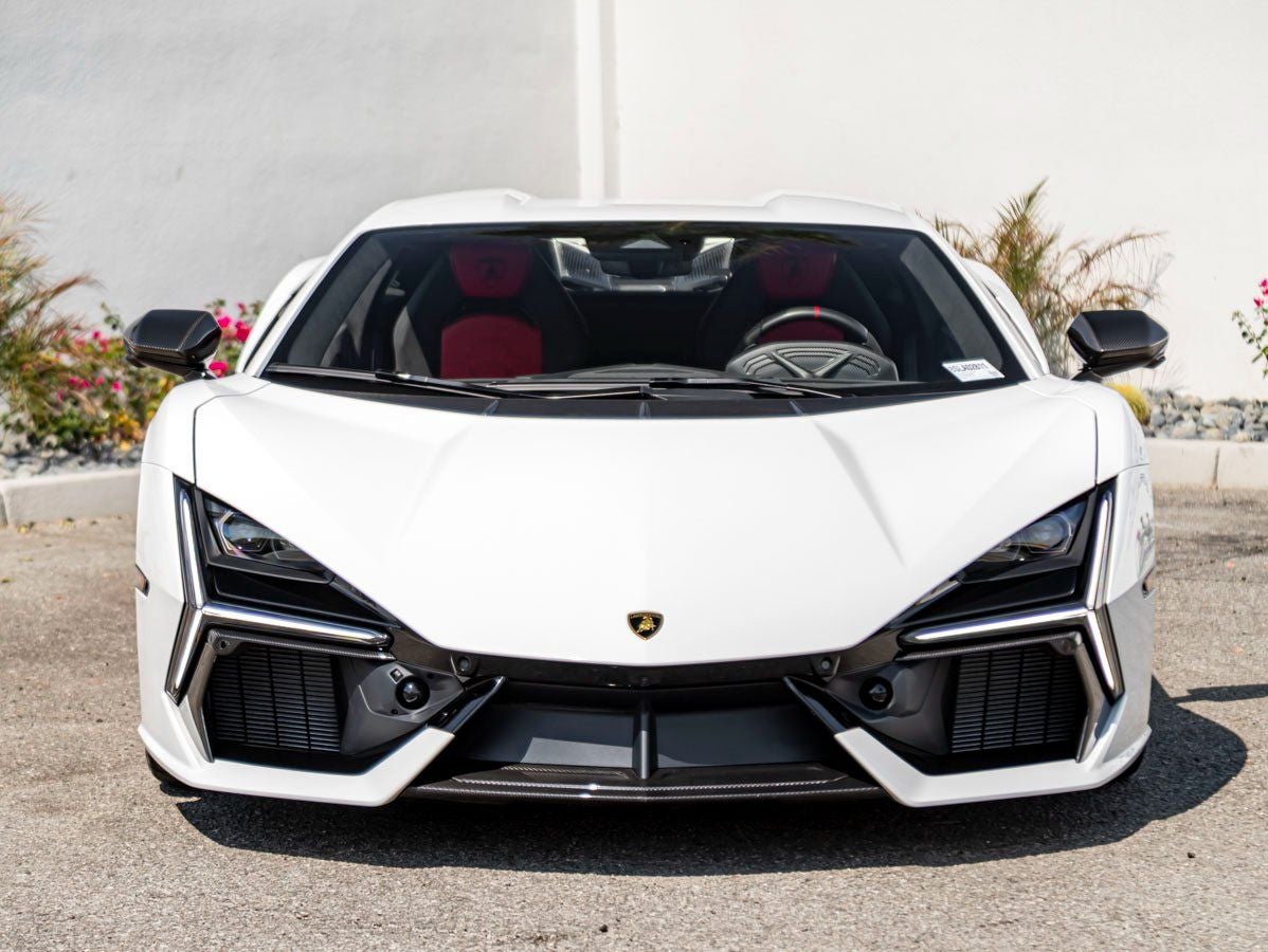 2025 Lamborghini Revuelto Base