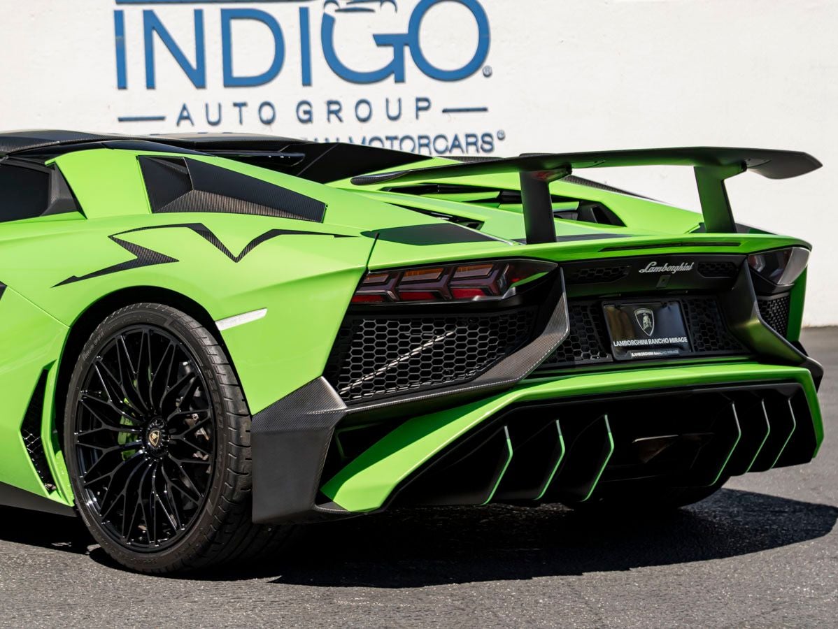 2017 Lamborghini Aventador SV LP750-4 SuperVeloce