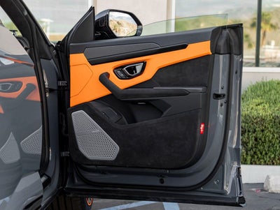 2024 Lamborghini Urus S